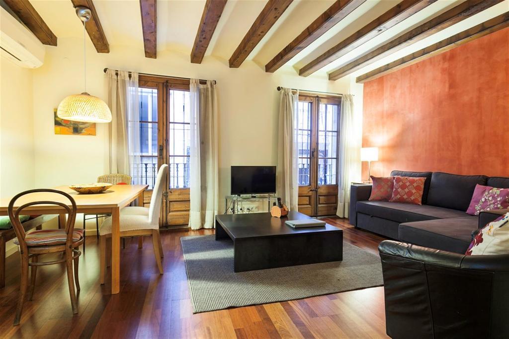 Friendly Rentals Manel Barcelona Room photo